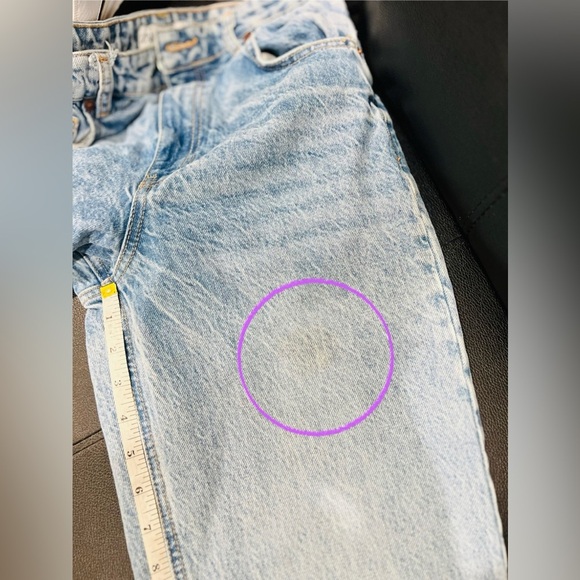 Zara relaxed fir jeans size4 Us in blue color - Picture 12 of 14